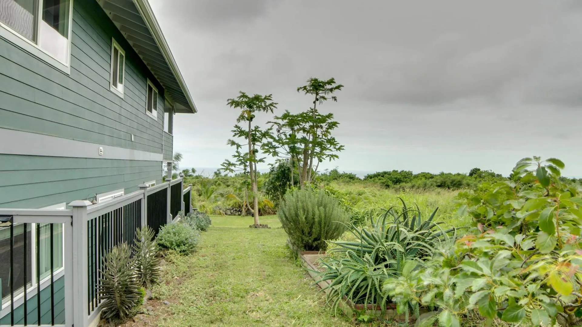 Διαμέρισμα The Aloha Green House Retreat With Ocean Views! Naalehu