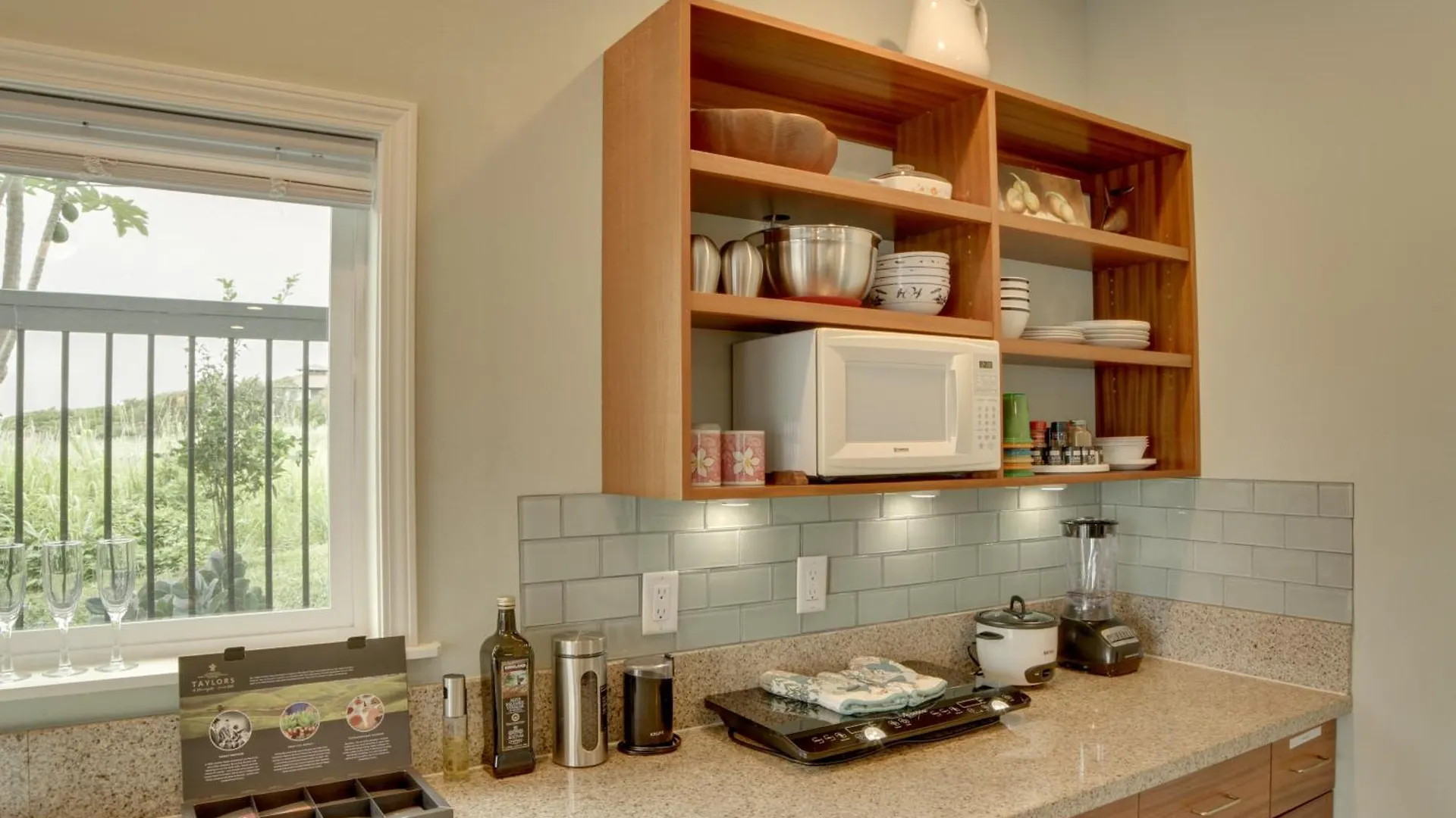 The Aloha Green House Retreat With Ocean Views! 날레후 0*,